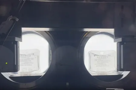 جهاز فحص لأكياس المحاليل الوريدية IV Bags (المغذيات 50 – 250 مل)