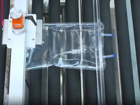 جهاز اختبار التسرب في أكياس المحاليل الوريدية IV Bag